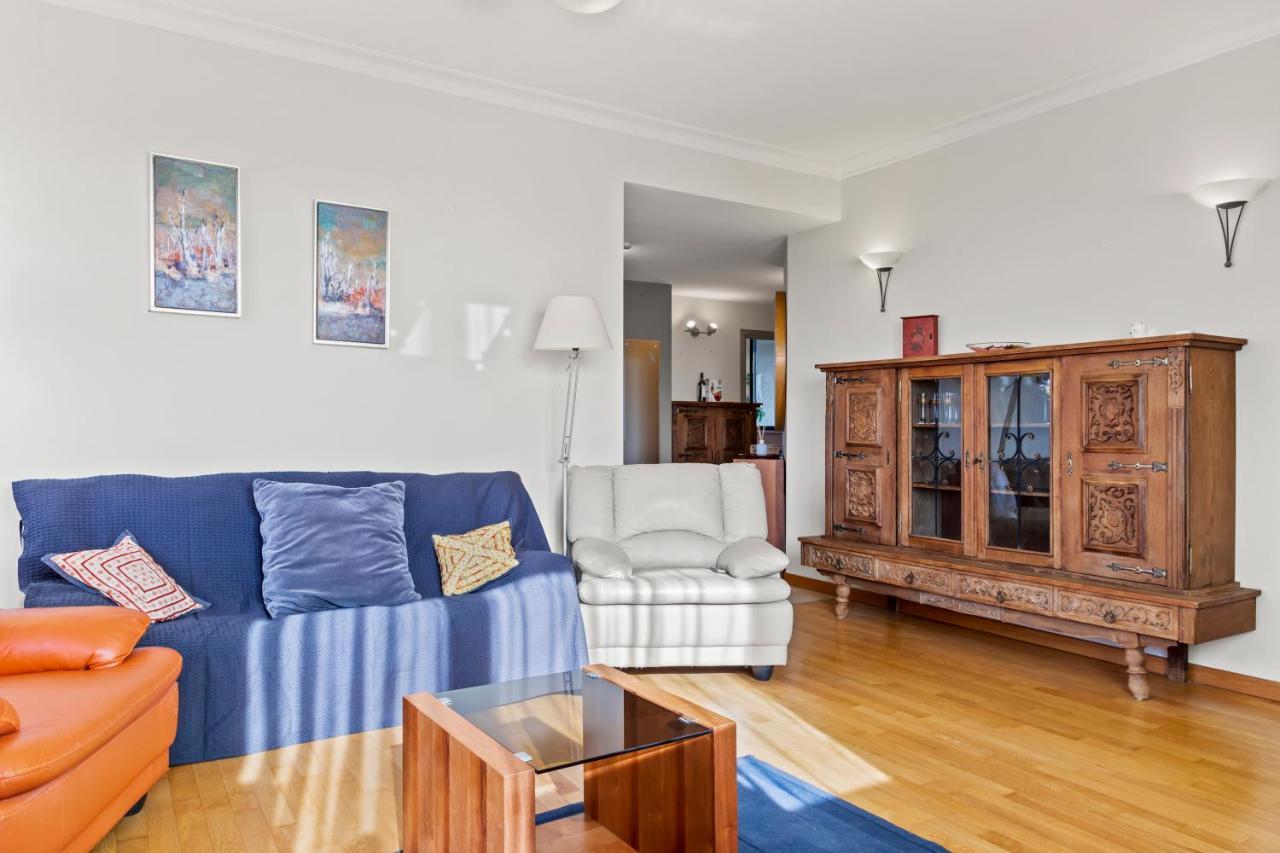 125 Sqm Family Friendly With Kids Room Bukarest Exterior foto