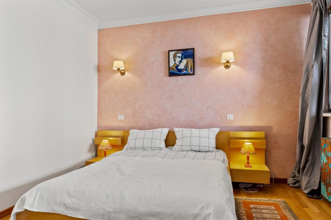 125 Sqm Family Friendly With Kids Room Bukarest Exterior foto