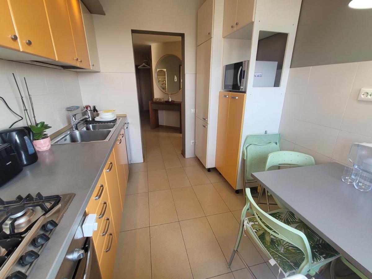 125 Sqm Family Friendly With Kids Room Bukarest Exterior foto