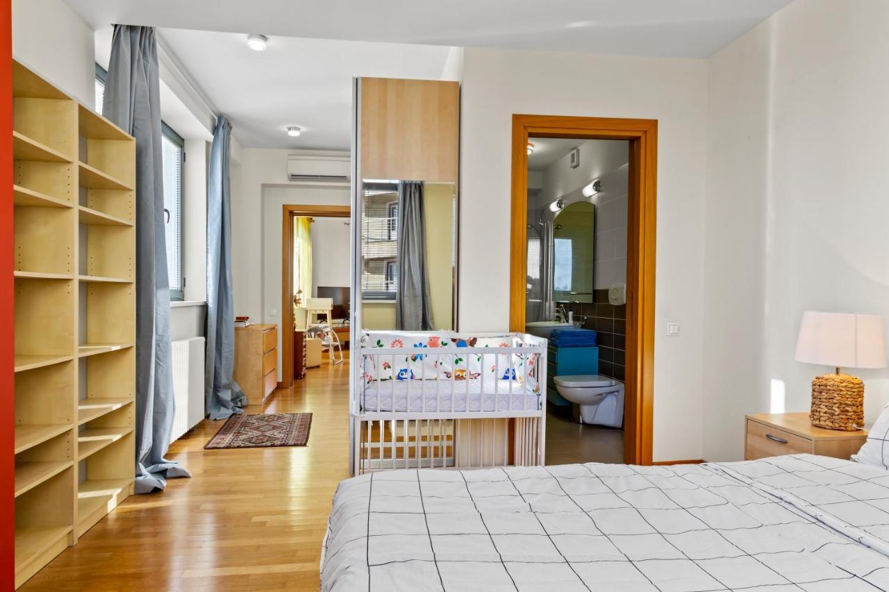 125 Sqm Family Friendly With Kids Room Bukarest Exterior foto